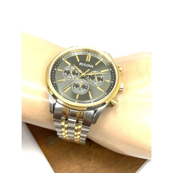 Bulova Men's Watch 98A215 Quartz Chronograph Gray Dial Two Tone Stainless Steel - Picture 6 of 14
